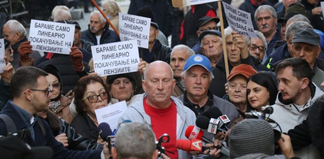 БРОЈОТ НА РАБОТНИЦИ СЕ ИЗРАМНУВА СО БРОЈОТ НА ПЕНЗИОНЕРИ, ДРЖАВНИОТ РЕВИЗОР УТВРДИ ЛОШО РАБОТЕЊЕ НА ПЕНЗИСКИОТ ФОНД