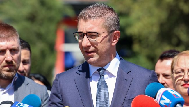 МОЖЕ НЕКОЈ ДА СЕ ИСМЕВА АМА СЕГА СМЕ ВО ПРВИТЕ ТРИ ЗЕМЈИ ВО ЕВРОПА ПО РАСТ НА БДП, РЕЧЕ МИЦКОСКИ