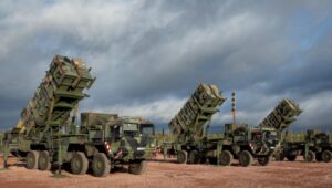 НАТО: Украинската воздушна одбрана собори само 17 проценти од руските ракети во мај