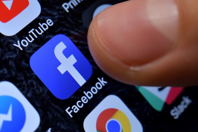 Многу корисници пријавуваат дека не можат да пристапат до Facebook