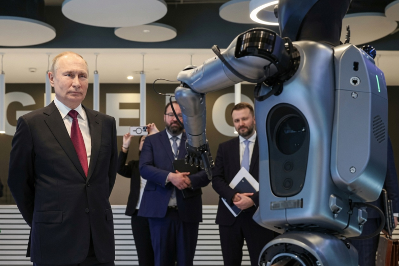 Путин има проблем со чипови