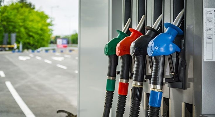 Владата ја продолжи кризната состојба до 21 октомври, засега без мерки за цените на горивата