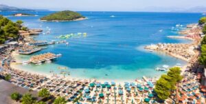 Во првата половина од годинава Албанија ја посетиле над 5 милиони странци