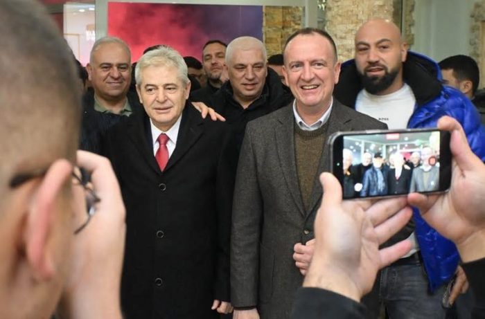 ВРЕДИ: Таравари да каже каде се 7 милиони евра помош од Швајцарија за водоводот во Гостивар и дали случајот е како канализацијата во Зајас?