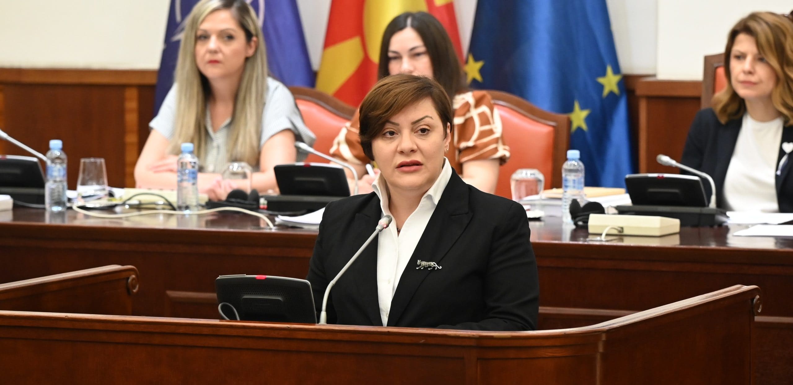 Димитриеска-Кочоска: Ребалансот носи повеќе пари за земјоделците, за здравството… ќе ги забрза и инвестициите