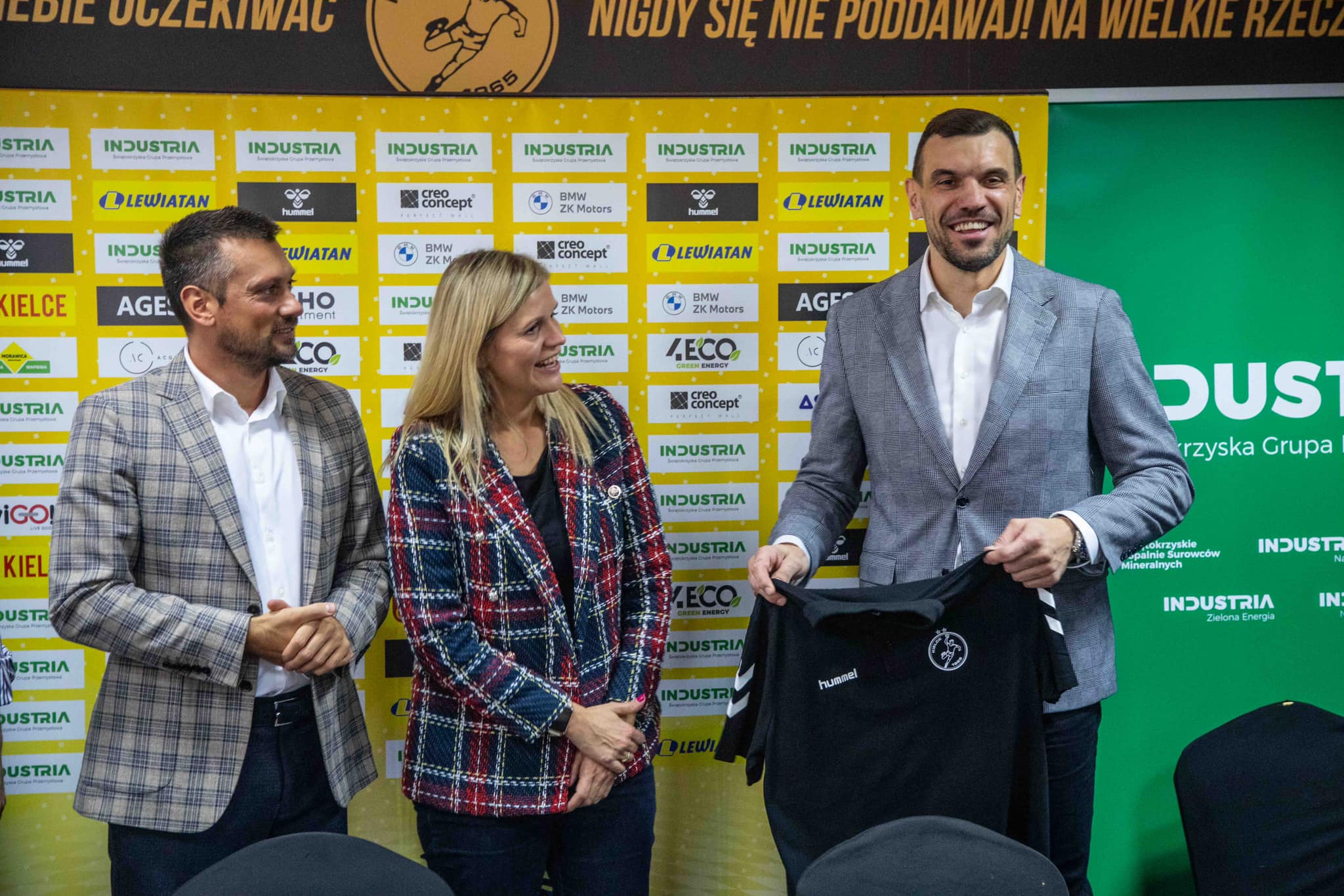 Легендарниот Јурецки заминува од Келце