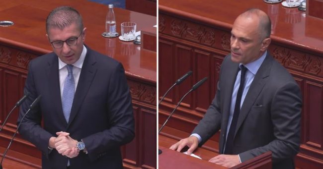 ФИЛИПЧЕ РЕЧЕ ДЕКА ЛУЃЕ БЕЗ ЕКСПЕРТИЗА ЈА ХИПЕРХЛОРИРАЛЕ ВОДАТА ВО ГОСТИВАР И ДОВЕЛЕ ДО РИЗИК ОД МАЛИГНИ ЗАБОЛУВАЊА, А МИЦКОСКИ МУ ОДГОВОРИ ДЕКА БИЛА ЗАГАДЕНА И КОГА ТОЈ БИЛ МИНИСТЕР ЗА ЗДРАВСТВО