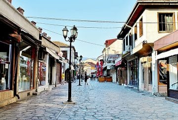Објект под заштита на државата срушен во Старата скопска чаршија