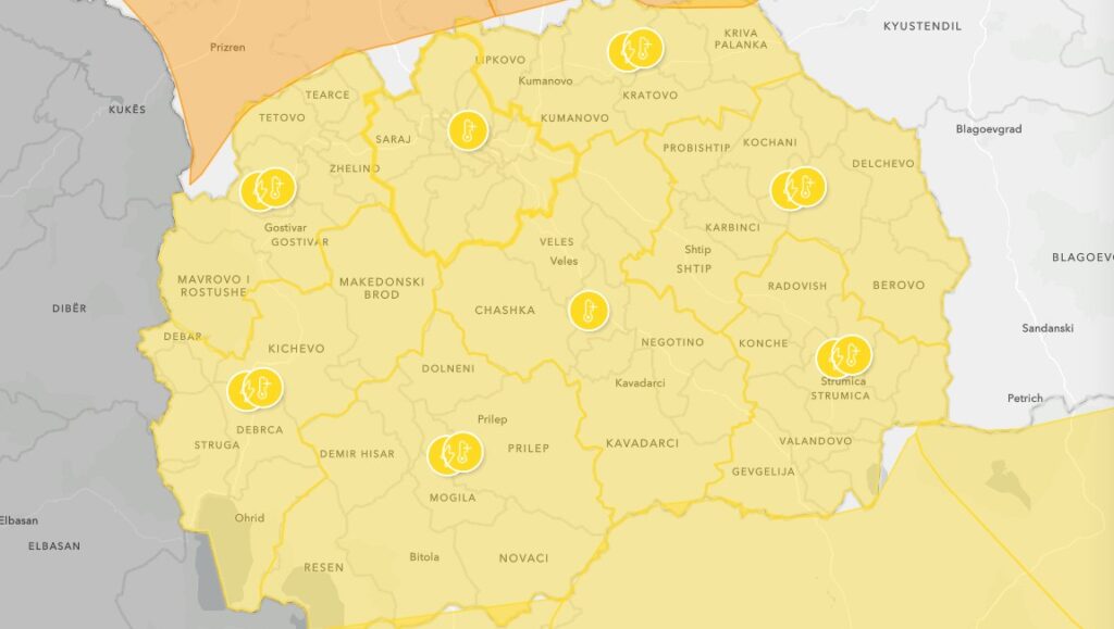 Метеоаларм: Услови за пороен дожд, засилен ветер и грмежи