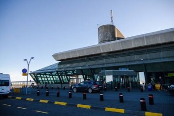 ПРОБЛЕМИ НА ГРАНИЧНИТЕ ПРЕМИНИ И АЕРОДРОМИТЕ: Девет европски земји со замерки за новиот систем за влез и излез –