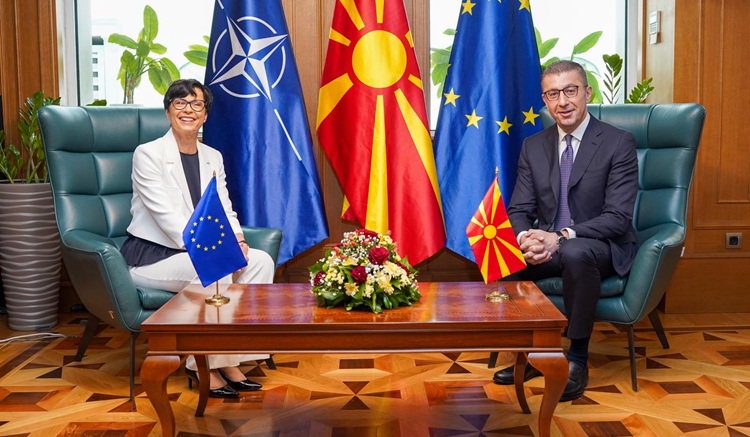 Марта Кос во Скопје: Македонија меѓу лидерите во исполнување на реформската агенда, за 100 процентен успех проблем блокадите од опозицијата