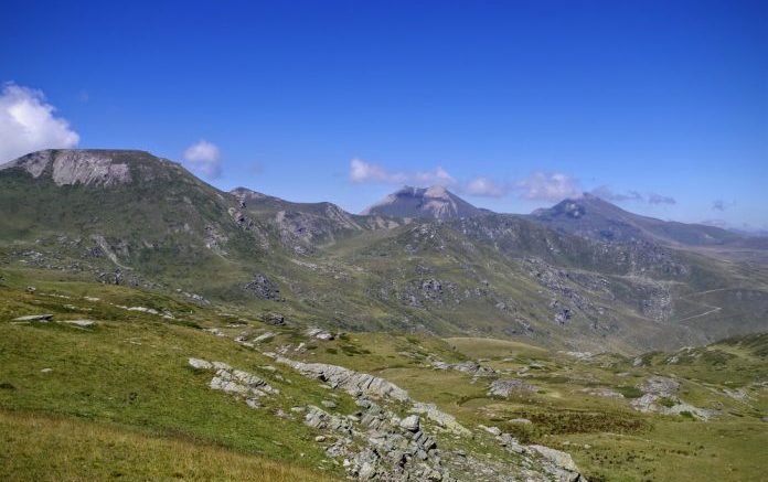 Спасени тројца планинари од Бистрица, ЦУК координираше акција поради здравствени тегоби на едно лице