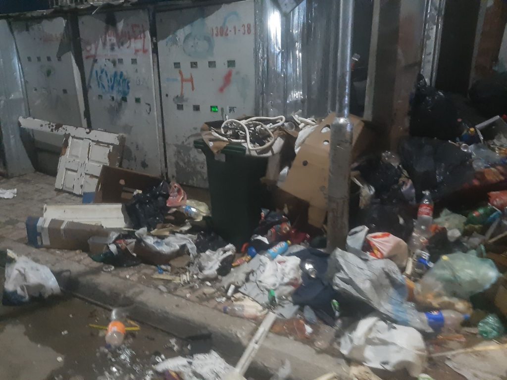 (ФОТО) Скопски „Комуналец“ во јуни собрал 6 165 кубни метри отпад од диви депонии во главниот град