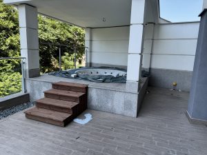 За 2,5 милиони евра се продаваат трите луксузни станови на Водно кои беа конфискувани од Груевски