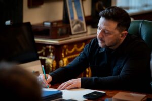 Зеленски: Ако Костјантинивка е под руска контрола, Путин нека се сретне таму со мене