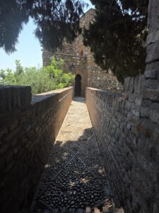 Алказаба во Малага – величествената маварска тврдина што ја раскажува историјата на Андалузија
