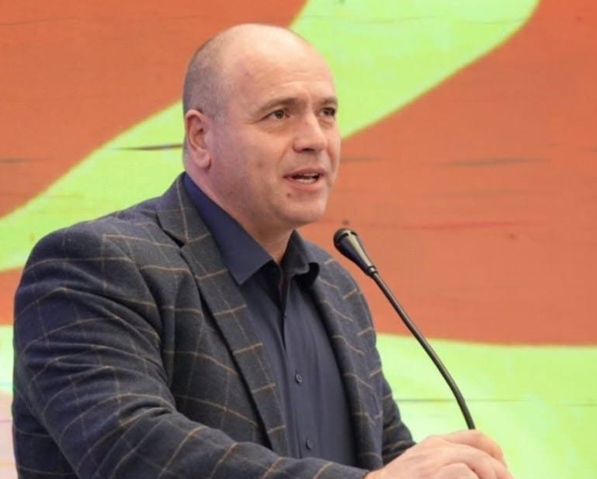 Димитриевски за вандализирањето на КУД„Српски вез“:  Барам од органите да го утврдат идентитетот на сторителите и да ги изведат пред лицето на правдата