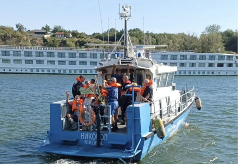 Крузер се насука во Дунав, бугарската полиција евакуираше 186 патници