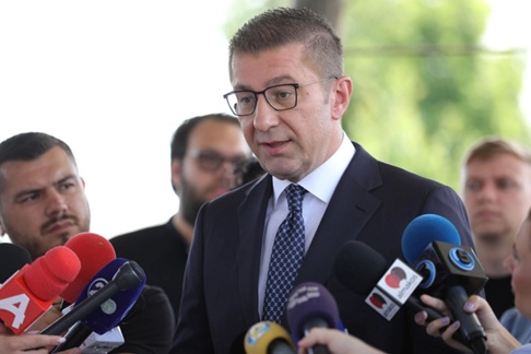 МИЦКОСКИ: Сите барања на Левица и СДСМ ги прифаќаме, освен електронското гласање на дијаспората