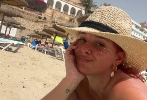 Ноне Неделковска во бикини плетка за петка покажа како и лошиот ден може да ви биде дел од убавиот, секси живот!