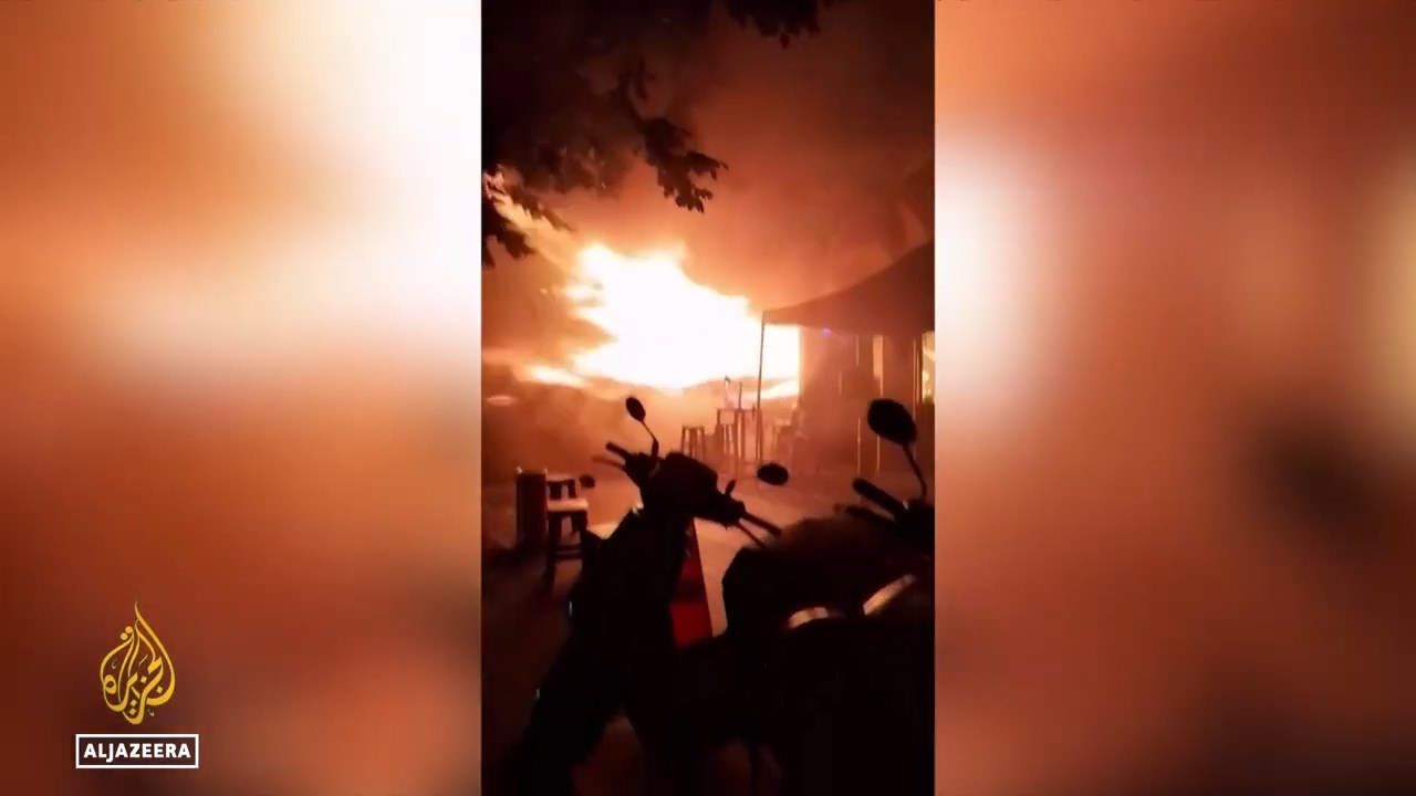 Катастрофален пожар во ноќен клуб во Банкок