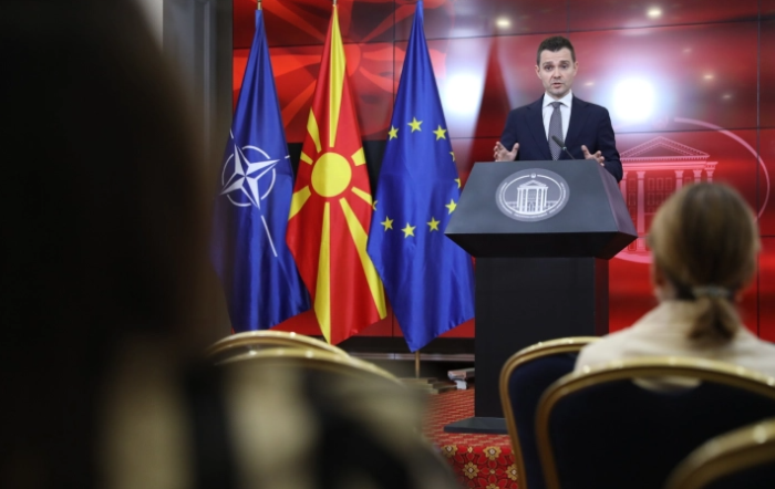 Муцунски: Нема информации за закани кон Македонија поради поддршката на американските операции во Заливот