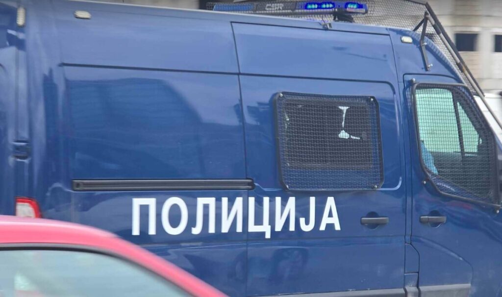 Фрлена бомба кон ресторан во тетовско, повредени двајца гости