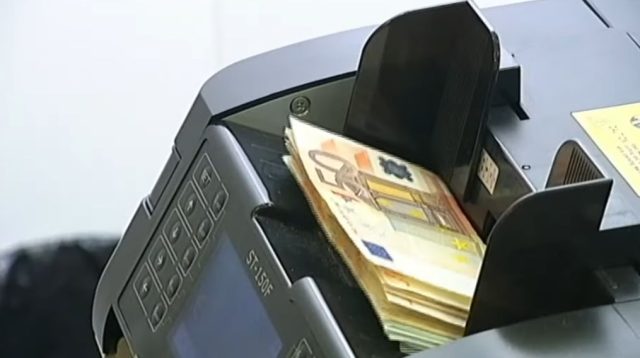 Хрватска се задолжи за 1,25 милијарди евра со камата од три отсто