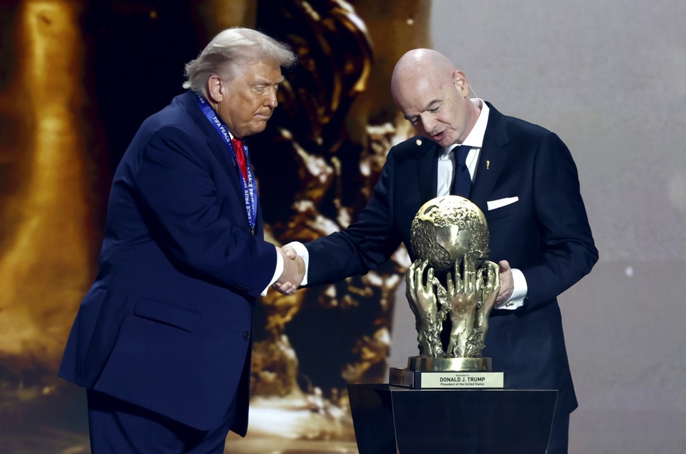 Доналд Трамп и ФИФА го режираа најголемиот скандал на СП