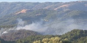 Огнената стихија се закани на црквата „Св. апостоли Петар и Павле“ во Бајково – храмот спасен во последен момент