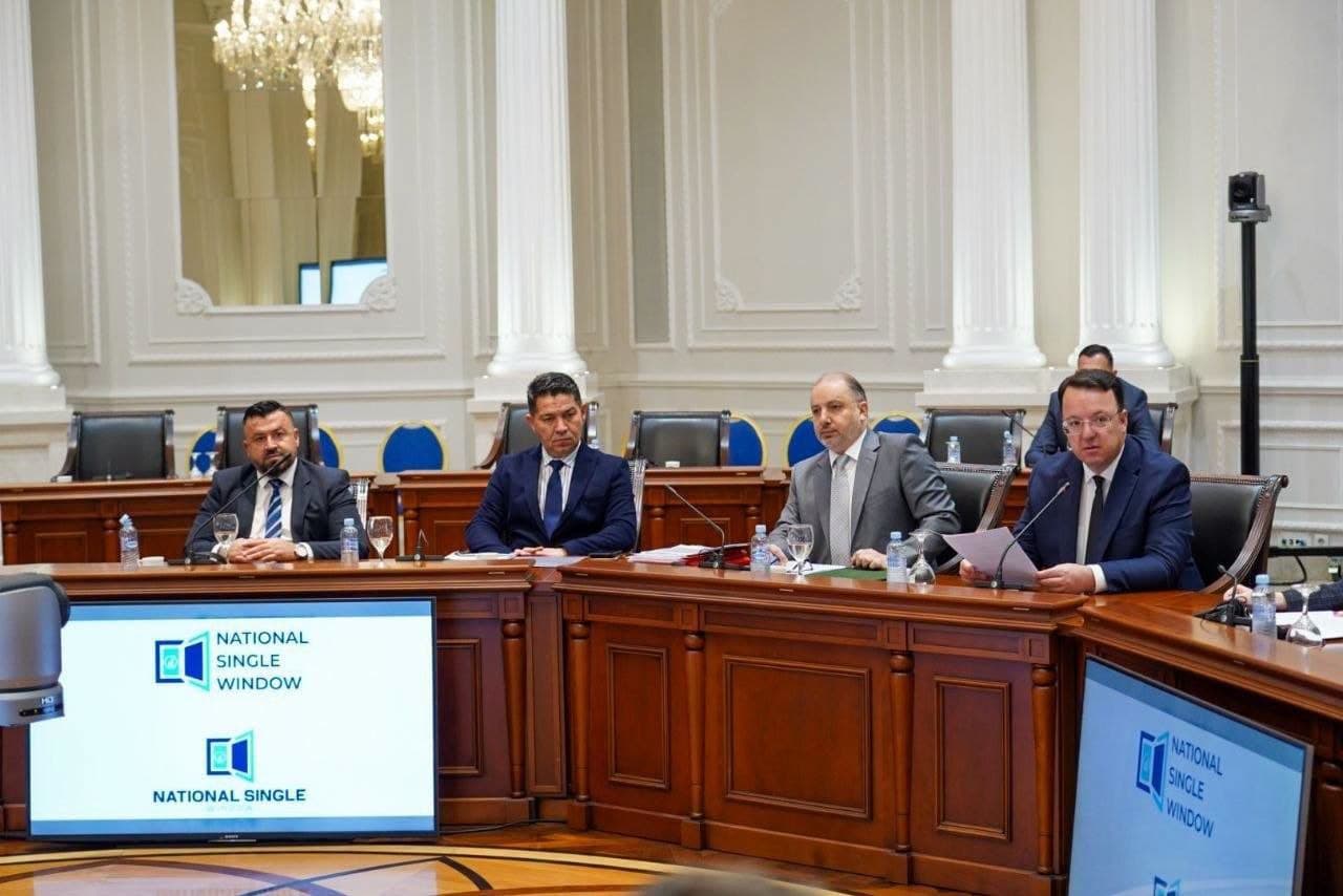 Сите дозволи за увоз, извоз и транзит на едно место: Почнува најголемата дигитална реформа – најави Николоски
