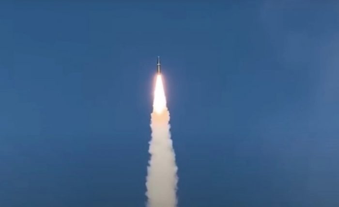 ЛУКАШЕНКО: Распоредувањето на ракетите Орешник во Белорусија и тактичко нуклеарно оружје може да ги смири жешките глави