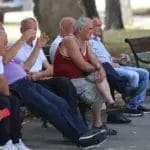 Ако доцнат придонесите, ќе трпат идните пензии