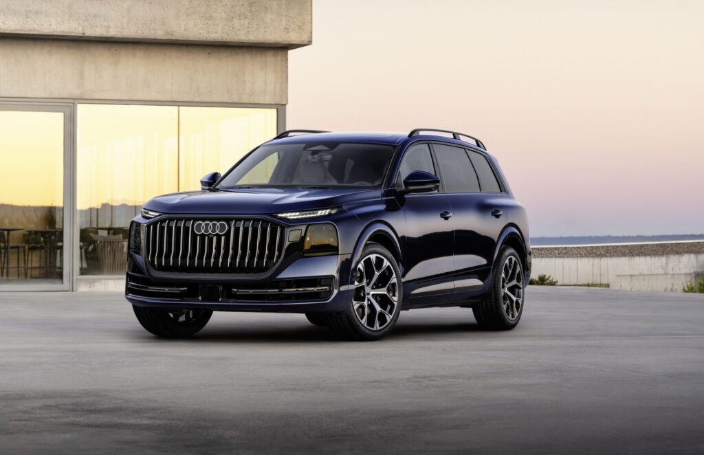 Audi го откри Q9 – седум седишта, автоматски врати и луксуз како бизнис класа