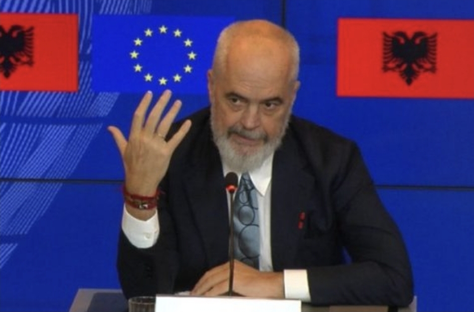 Рама најави дека Албанија нема да им дава пасоши на етничките Албанци од Македонија кога ќе стане дел од ЕУ