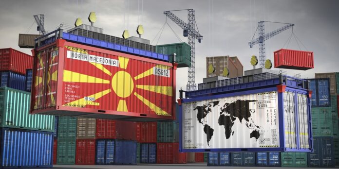 Извозот стагнира: Раст од само 0,85% во мај, трговскиот дефицит се зголеми за 20%