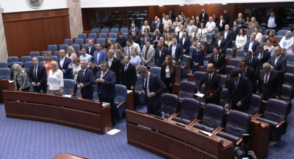 Собранието ја изгласа реконструкцијата на Владата – избрани новите министри