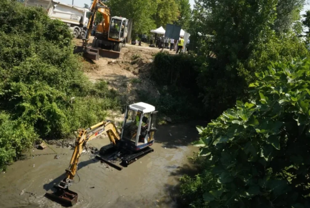 Започна уредувањето на коритото на Сува Река во Сарај – обезбедени 6 милиони евра, треба да заврши за три години