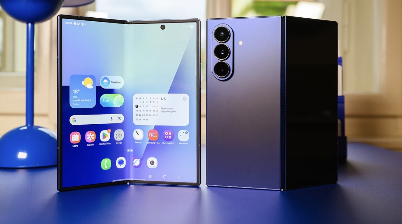 Samsung ја почна кампањата во пресрет на претставувањето на Galaxy Z Fold8 и Flip8