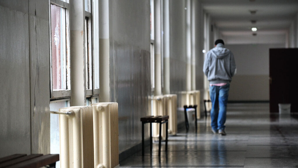 Нов случај на врсничко насилство – девојче од Куманово тепано и понижувано