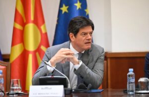 Рокас: Влаеењето на правото е клучен елемент за евроинтеграцијата, судството да биде кадровски и финансиски зајакнато и ослободено од политички влијанија