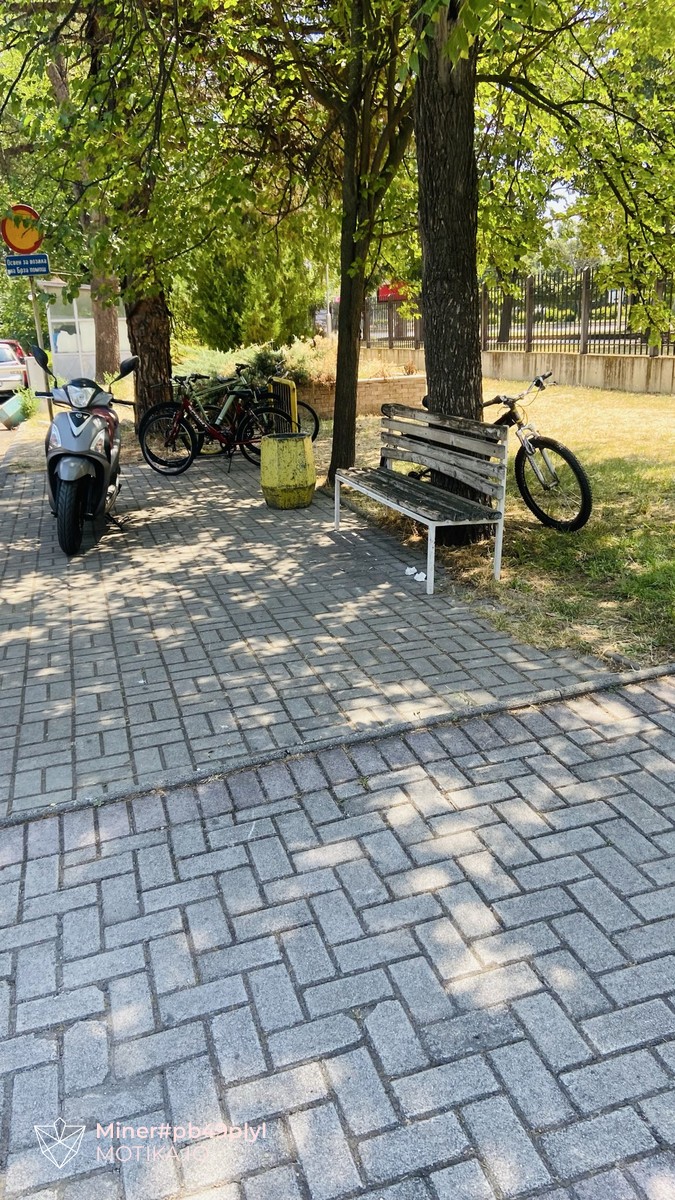 На метро е кантата ама зошто да се мачи (Скопје)