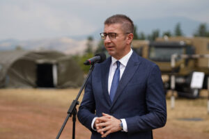 Мицкоски вели може да се преговара за начино на гласање на дијаспората