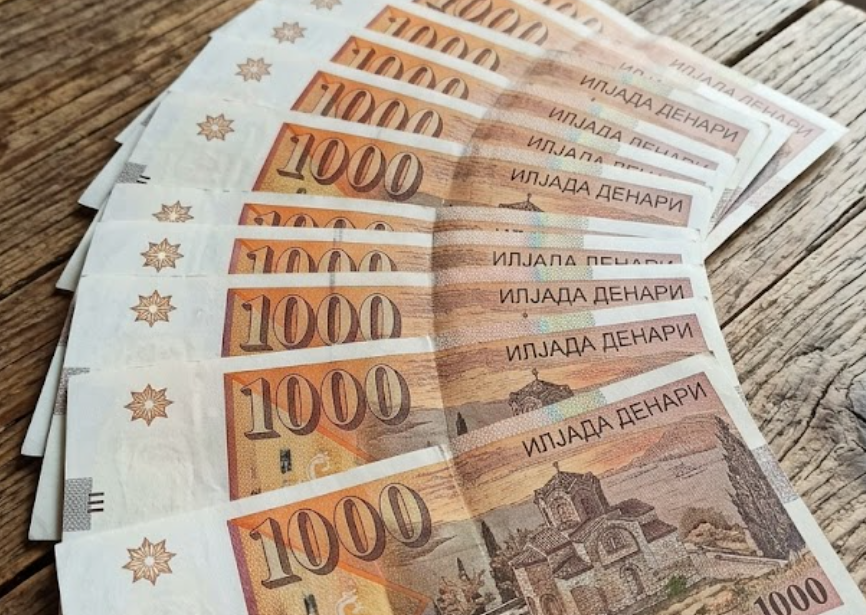 Во кои сектори платите се зголемија за повеќе од 11 отсто?