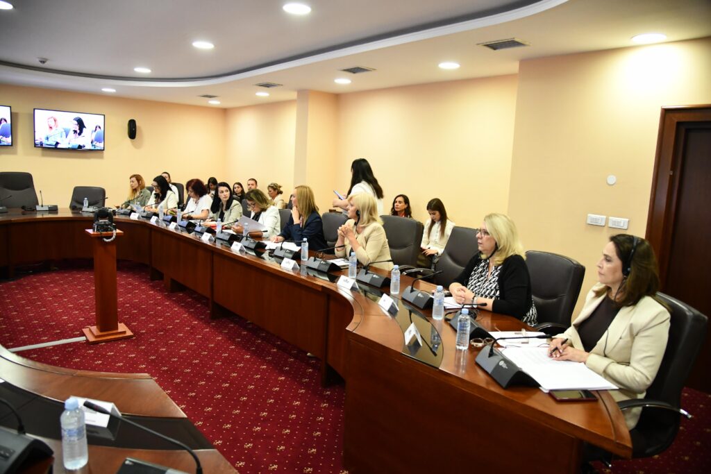 Надзорна расправа за примената на Законот за употреба на македонскиот јазик