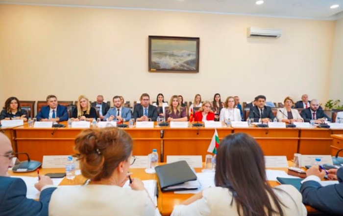 Работната група на Македонија и Бугарија постигна согласност за активностите за изградба на прекуграничниот железнички тунел на Коридор 8