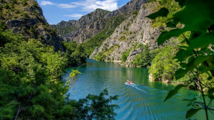 На Матка без појаси за спасување, без фискални сметки, има ли концесија
