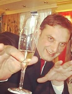 Сеќавање: Зоран Јанковиќ-Бајо (1963–2012), урбаната легенда на скопската рок сцена