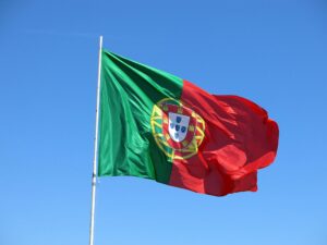 Сѐ повеќе милионери ја избираат Португалија: Луксузниот пазар цвета