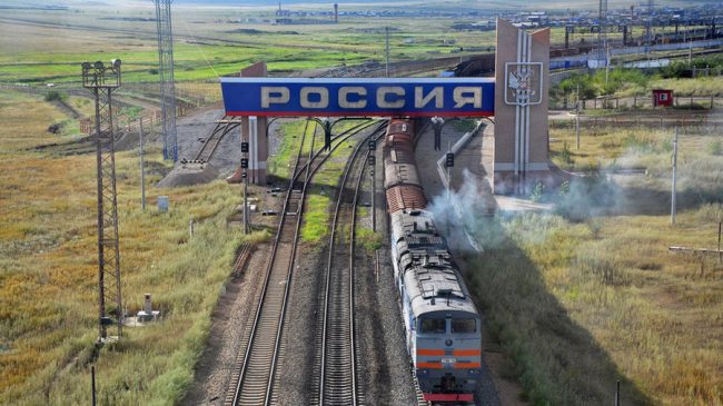 РУСИЈА ГИ ЗАТВОРИ ЖЕЛЕЗНИЧКИТЕ ГРАНИЧНИ ПРЕМИНИ КОН ФИНСКА, ЕСТОНИЈА И ЛЕТОНИЈА
